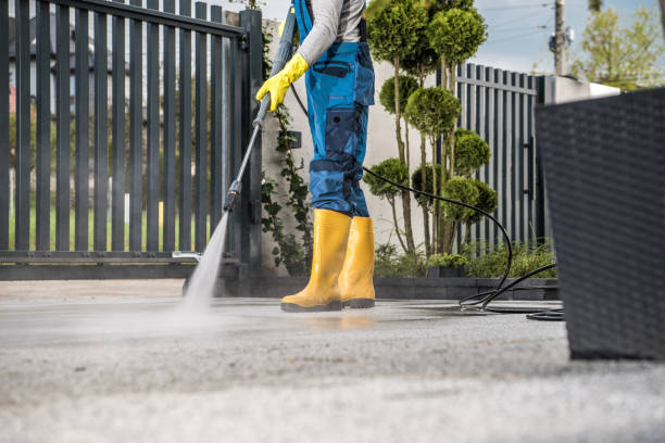 Best Parking Lot and Garage Cleaning  in Fond Du Lac, WI